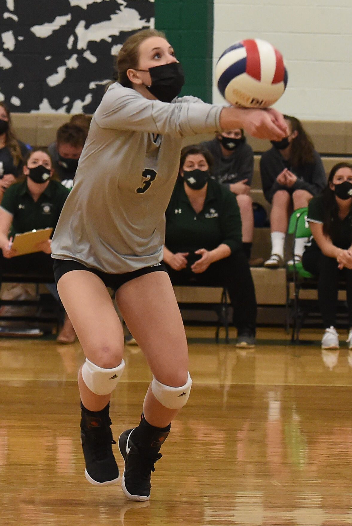 040721-s-volleyball 1277.jpg